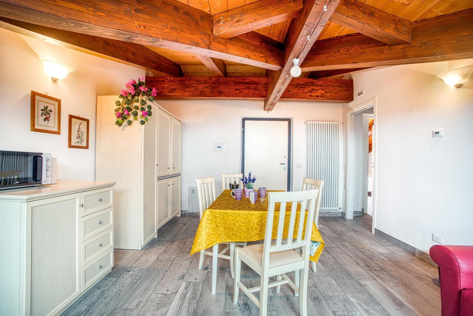 Casavacanzelemore - Casa Zoe ヴァルファッブリカ エクステリア 写真