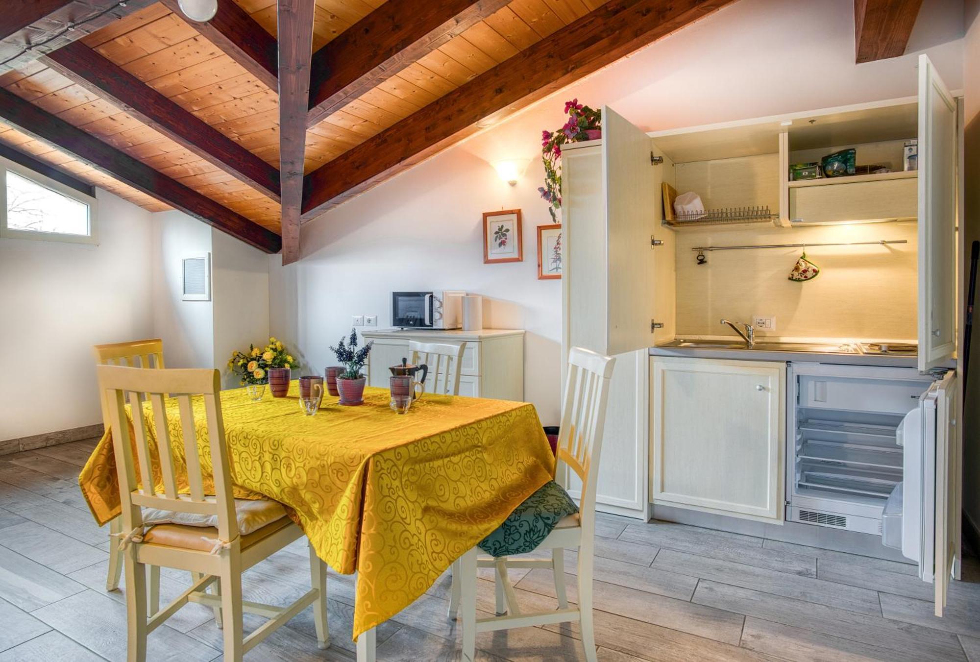Casavacanzelemore - Casa Zoe ヴァルファッブリカ エクステリア 写真