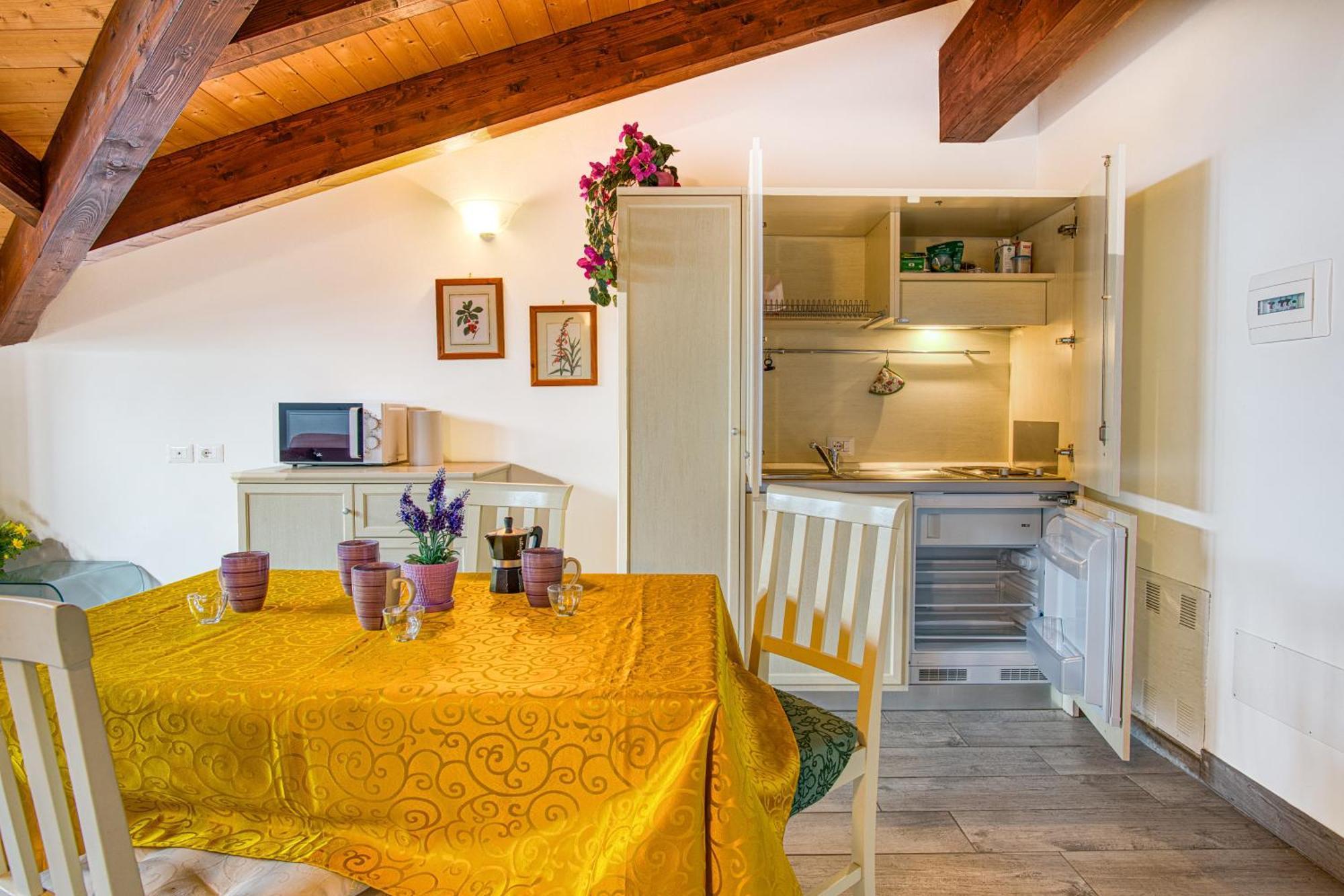 Casavacanzelemore - Casa Zoe ヴァルファッブリカ エクステリア 写真